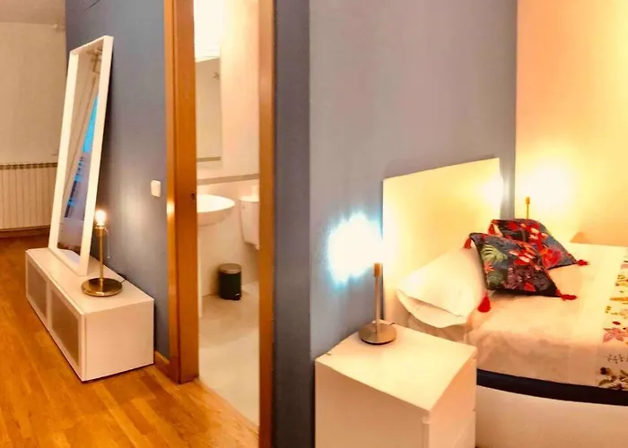 PENTHOUSE INDEPENDIENTE A 3 Paradas En Metro De ATOCHA (estacion Central )
